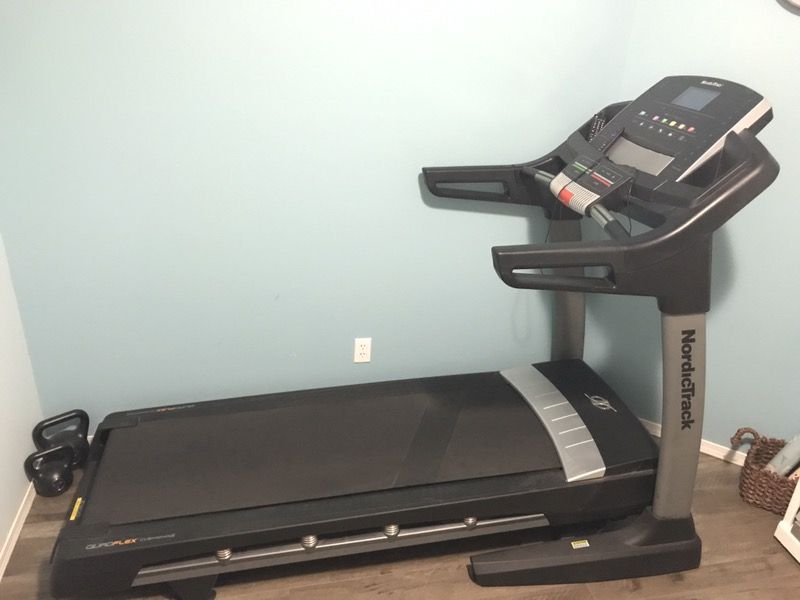 NordicTrack Quadflex c900 Treadmill