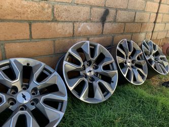 2019 Chevy Silverado 20” rims