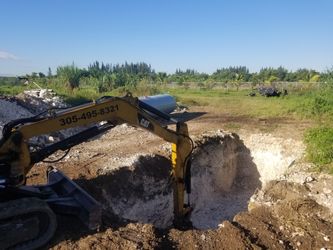 Bobcat & Excavavator