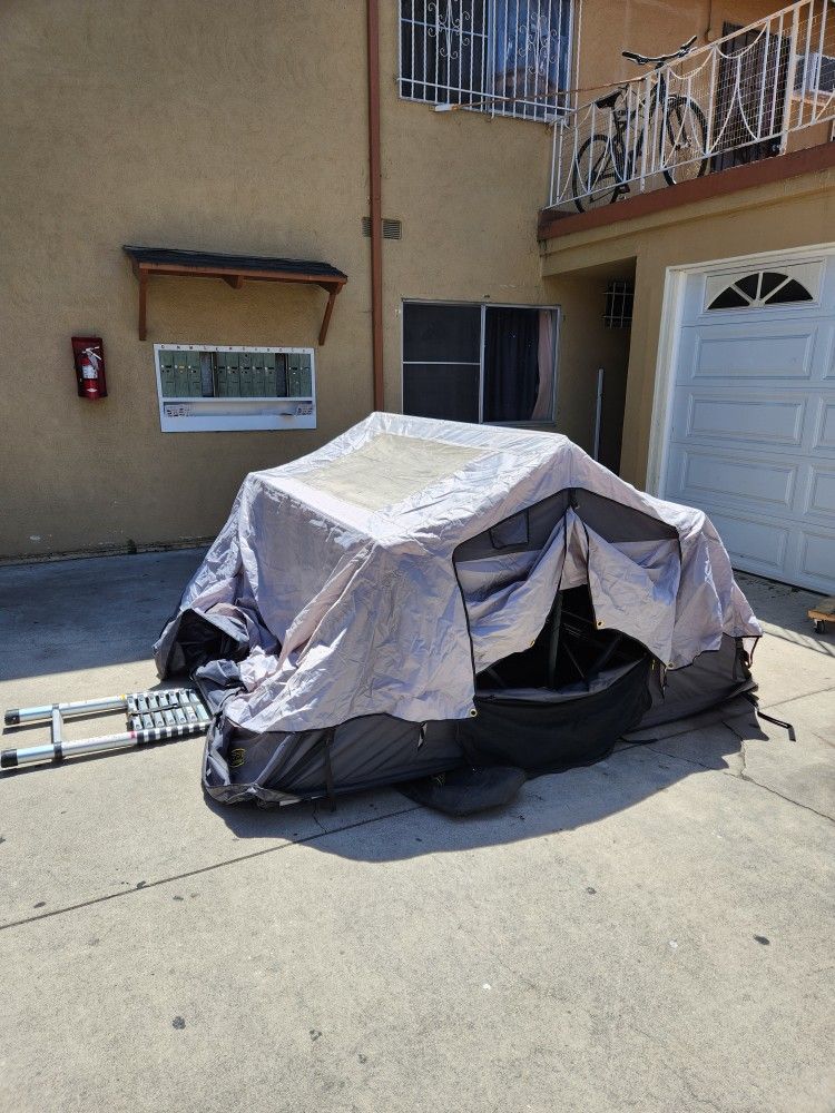 Smitty rooftop tent Xl 2 Gen