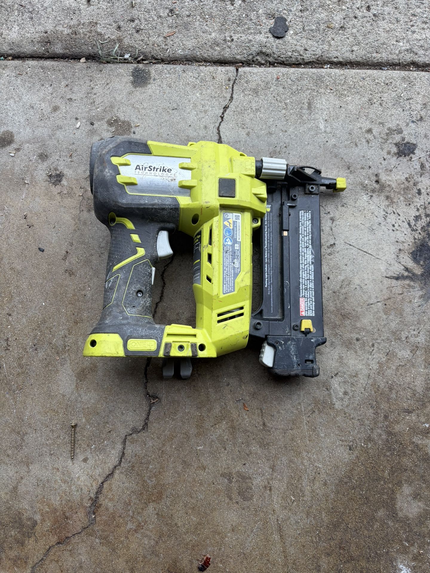 Ryobi Finishing Nail Gun (tool Only)