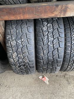 2 used tires 265/70R18 MASTERCRAFT