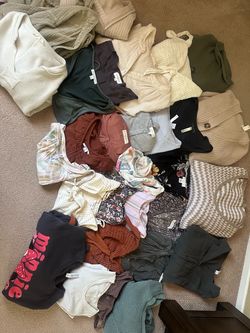 Women’s clothes size L/XL
