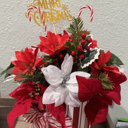 Merry Christmas Centerpieces