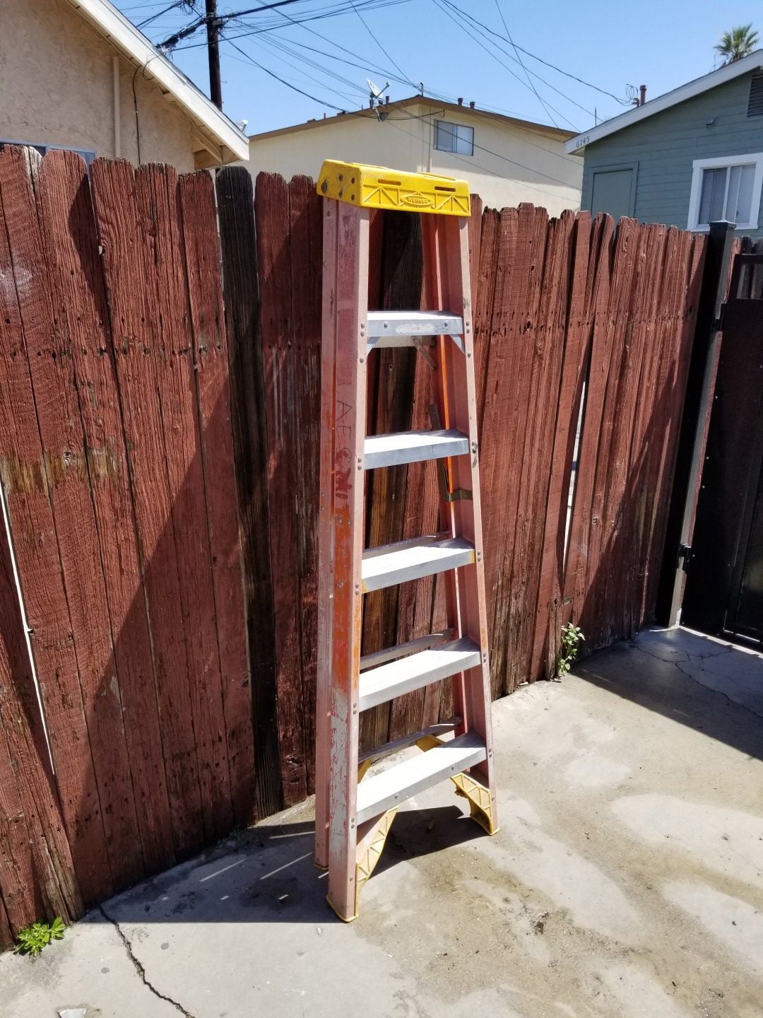 Ladder/ Escalera