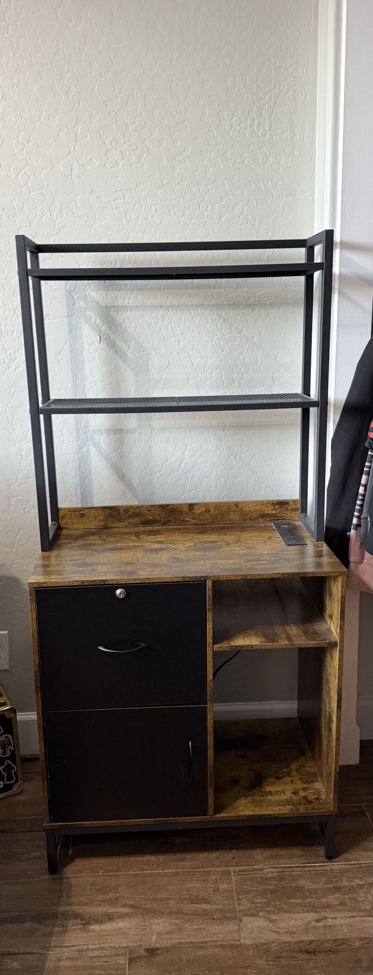 Vertical File Cabinet 