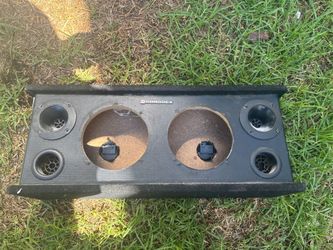 Speaker housing
