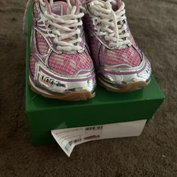 Bottega Veneta Orbit Sneakers