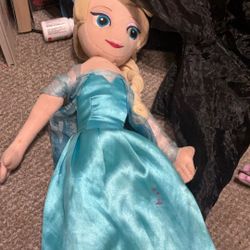 large stuffed elsa