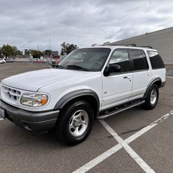 2001 Ford Explorer