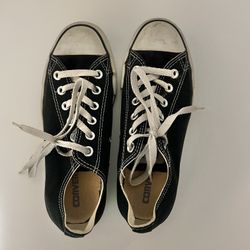 Converse Women’s Size 7