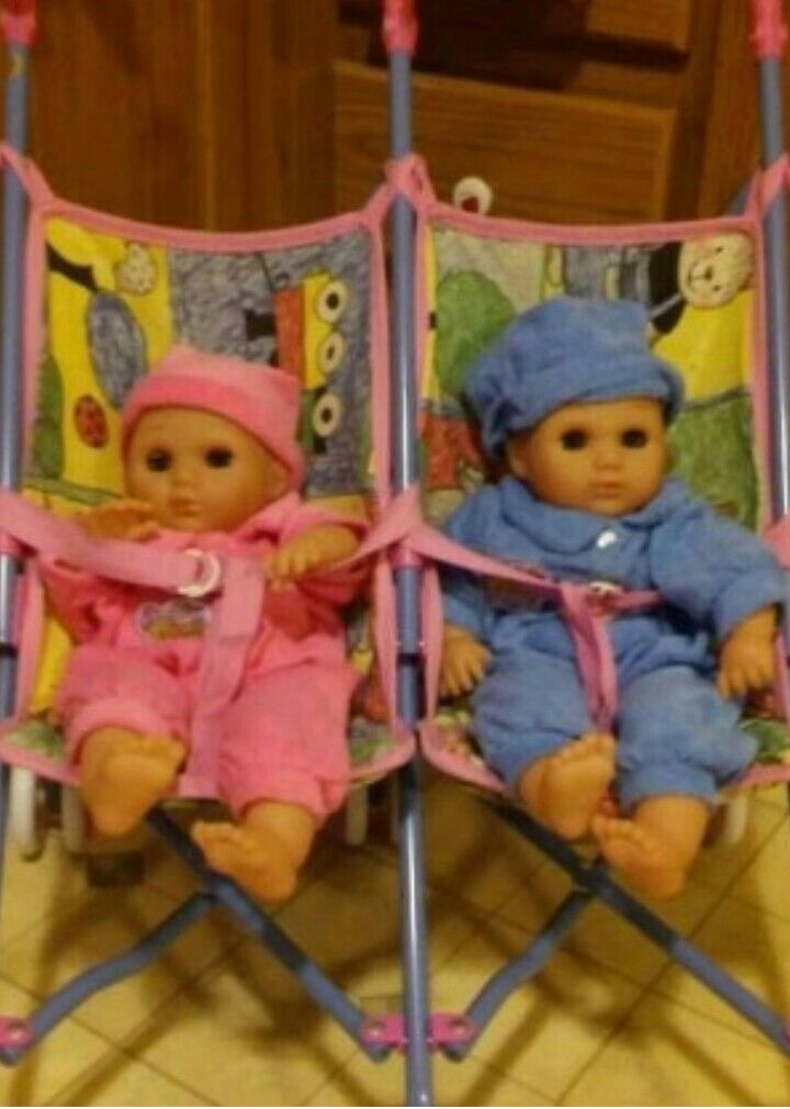 TWIN COLLECTORS BABIES AND STROLLER RARE AND HARD TO FIND!