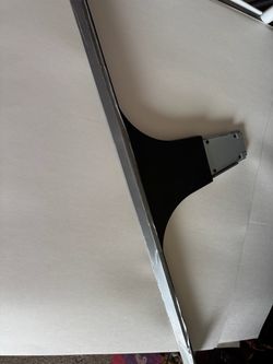 BRACKET STABD BASE. SAMSUNG. JU7000 55"  NO HARDWARE.