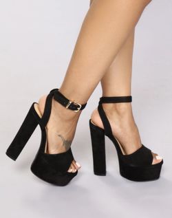 Black Heels Size 6 1/2