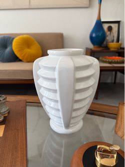 VINTAGE ART DECO POTTERY LARGE VASE BY LASLO FOR SIGMA CANADA