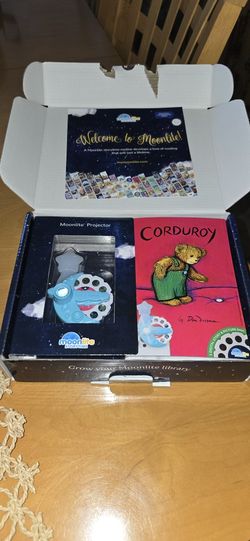BRAND NEW MOONLITE STORYTIME PROJECTOR WITH CORDUROY REEL