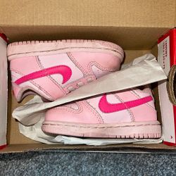 Toddler Nike Dunk - PINK 4c