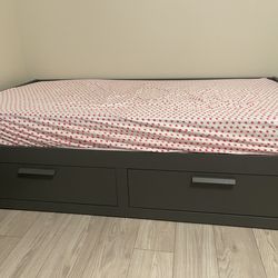 Toddler bed set