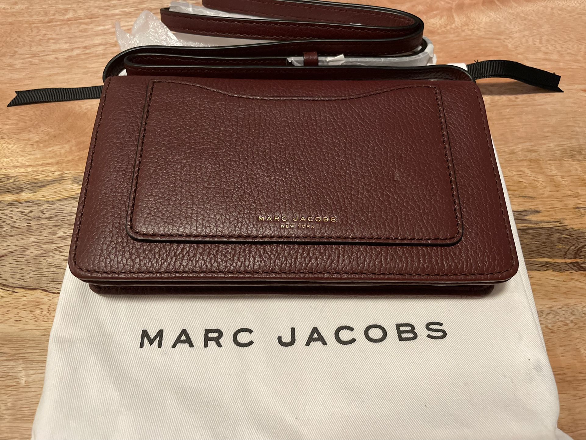 Marc Jacobs Chianti Wallet Purse Clutch With