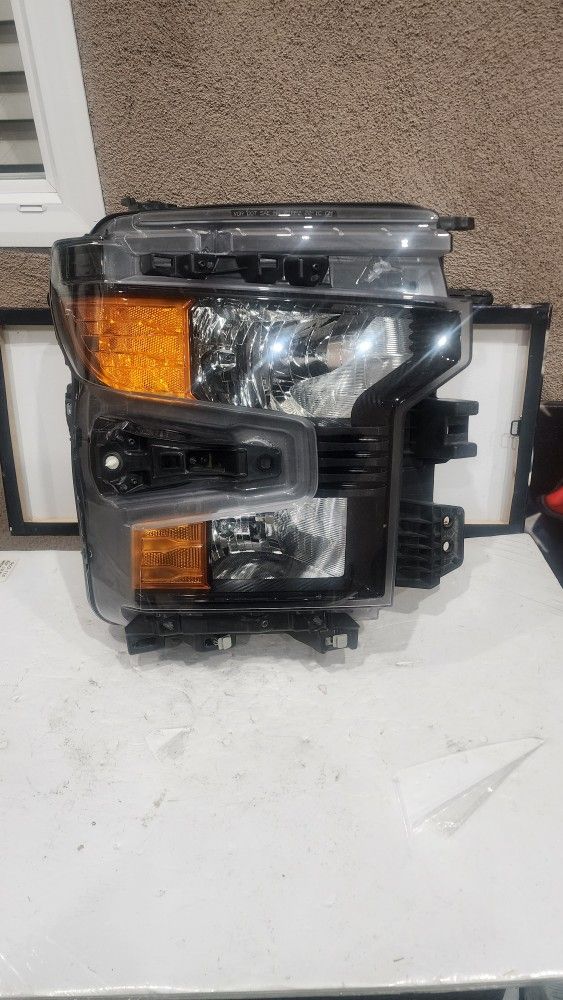 2025 Silverado Custom Headlight Halogen Type