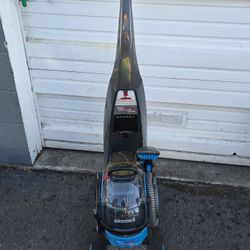 BISSELL ProHeat 2X Lift-Off Pet Upright Carpet Cleaner, model 15651. 