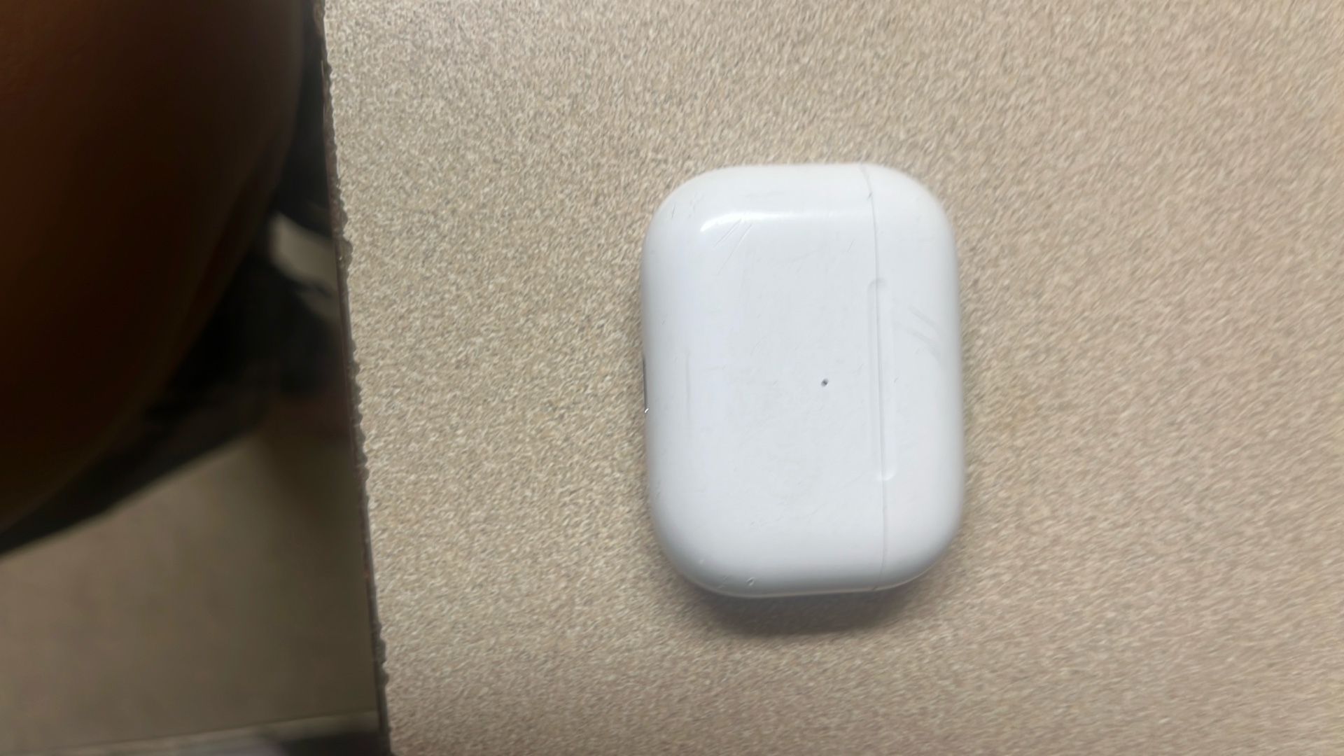 AirPods Gen 2