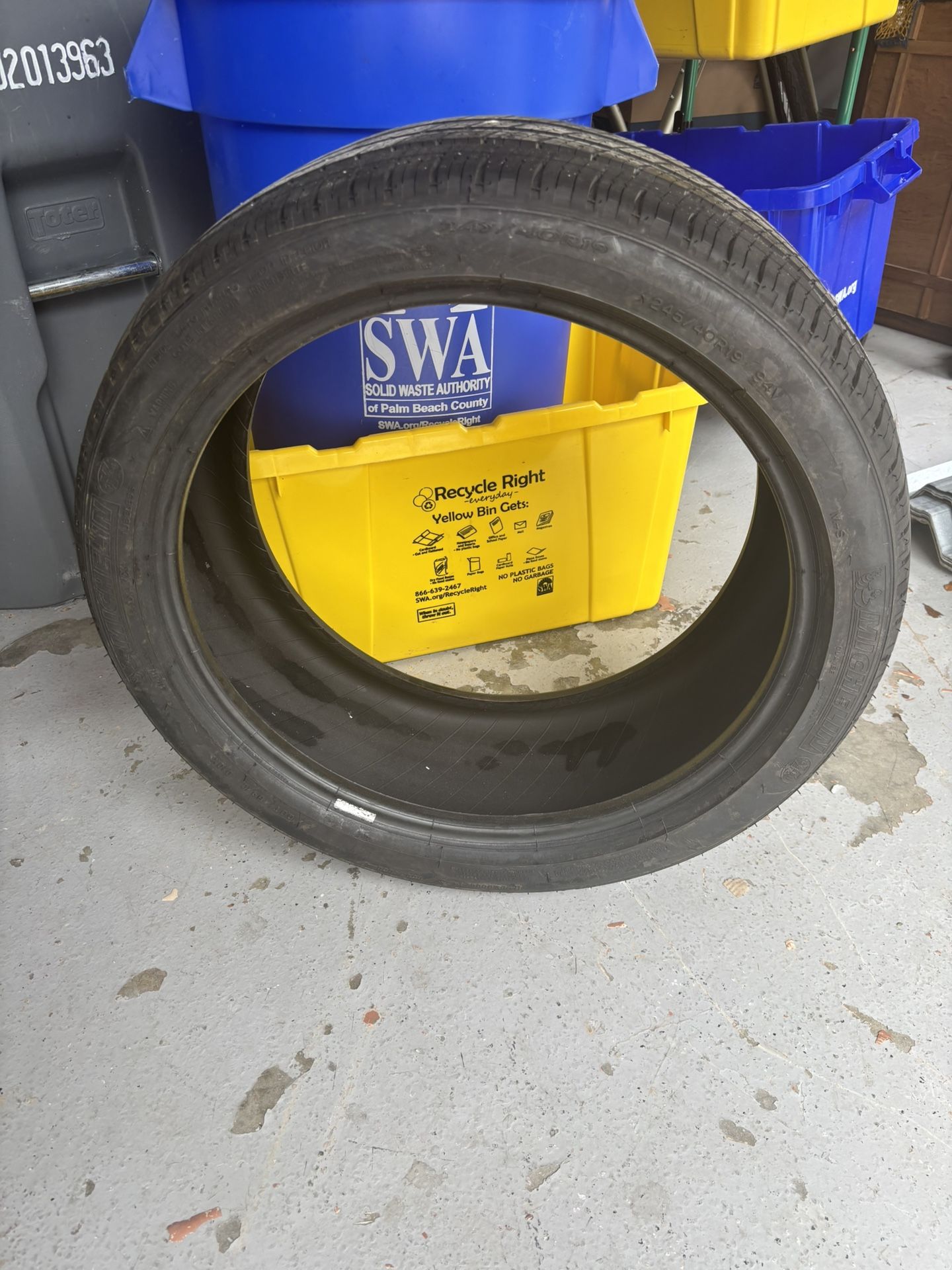 Goodyear Eagle Sport All-Season Tire – Excellent Tread