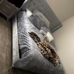 King Bedroom Set
