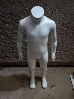 Little boy 2.9 feet tall