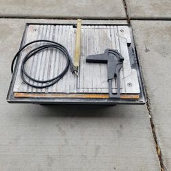Small Wet Tile Saw