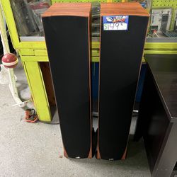 Pair of Polk Speakers pick up only selling as set only 