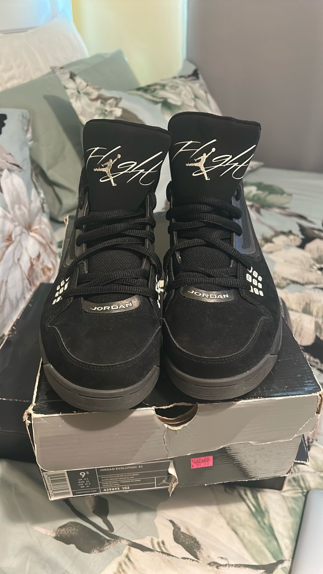 Jordan Flight Size 10