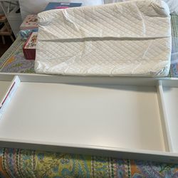 Pottery Barn Larkin Extra Wide Sw White Changing Table Topper (topper Only)