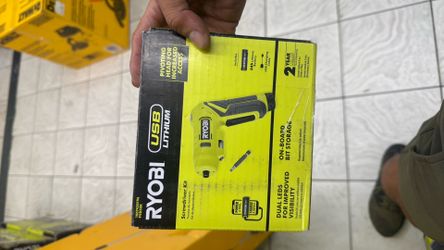 Ryobi screwdriver kit