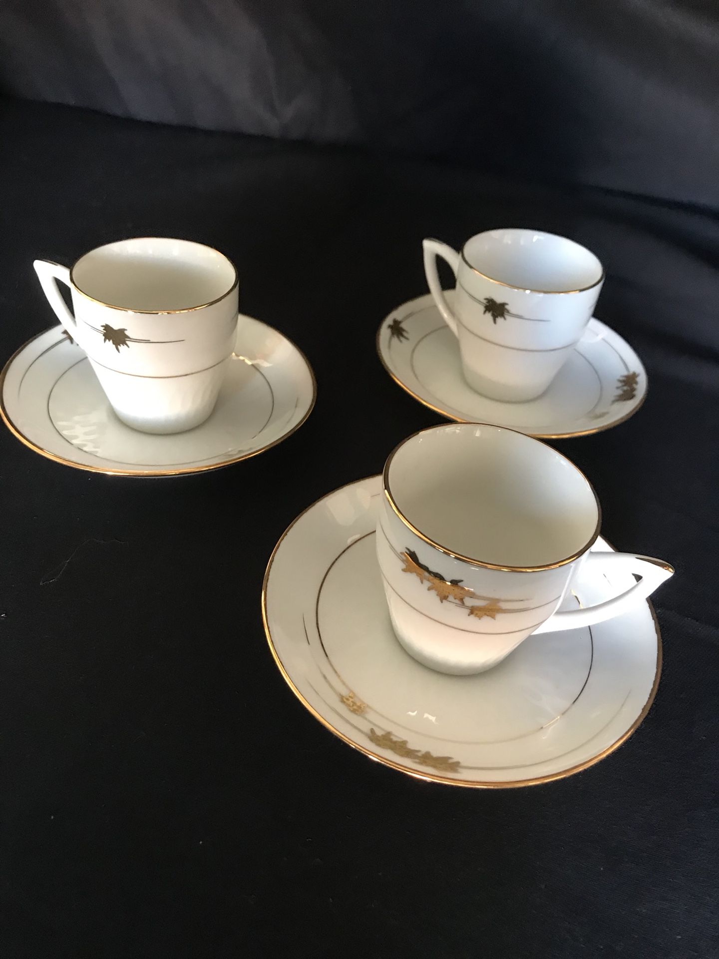 Antique Mini Tea set 6 pcs Gold Maple Leaves - China porcelain