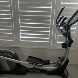 Nordic track Spacesaver SE7i Elliptical Machine