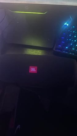 JBL Charge 4 speaker
