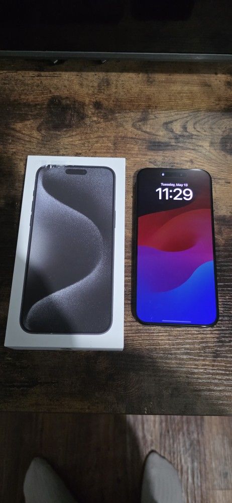 15 Pro Max (512 Gigs)