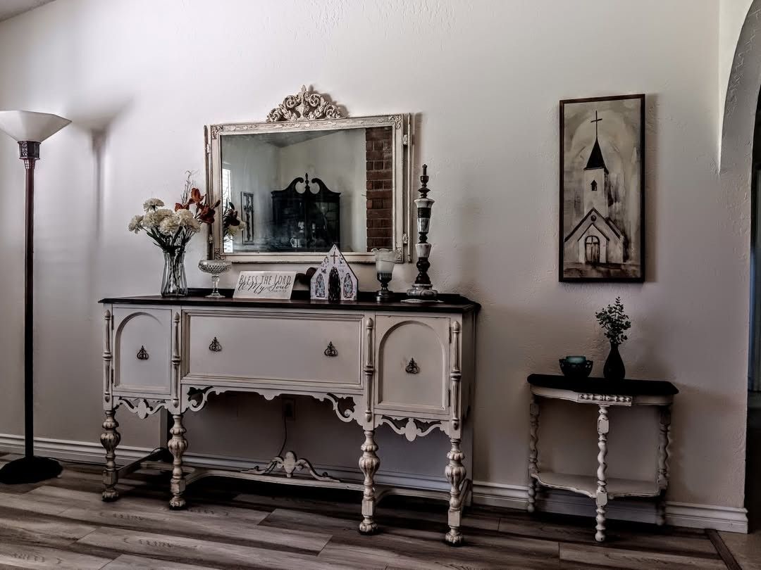 Classic Vintage Farmhouse Dressers,Buffets, Nightstands, Mirrors