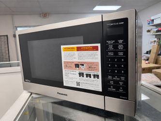 New Panasonic Compact Microwave Oven with 1200 Watts of Cooking Power, Sensor Cooking, Popcorn Button, Quick 30sec and Turbo Defrost - NN-SN65KW - 1.2