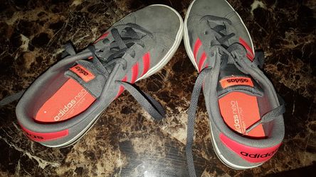 Boys adidas shoes size 5