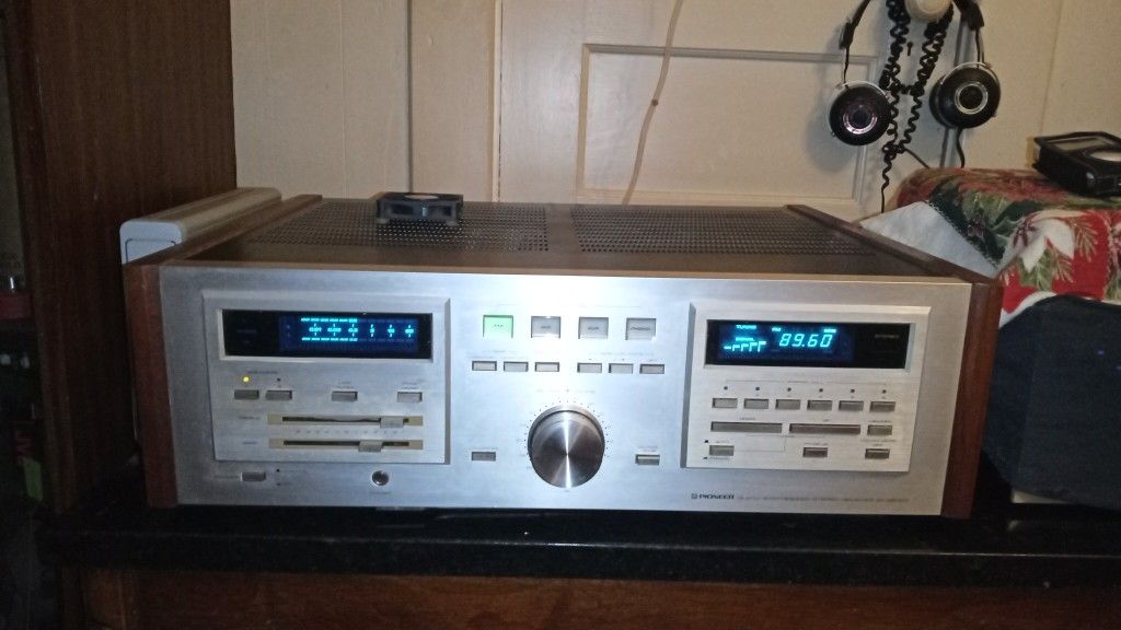 Vintage Pioneer Floroscan Receiver 