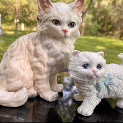 2 vintage, adorable porcelain Persian cats figurines