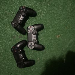 PS4 CONTROLLERS