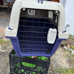 Small Dog Crate/carrier