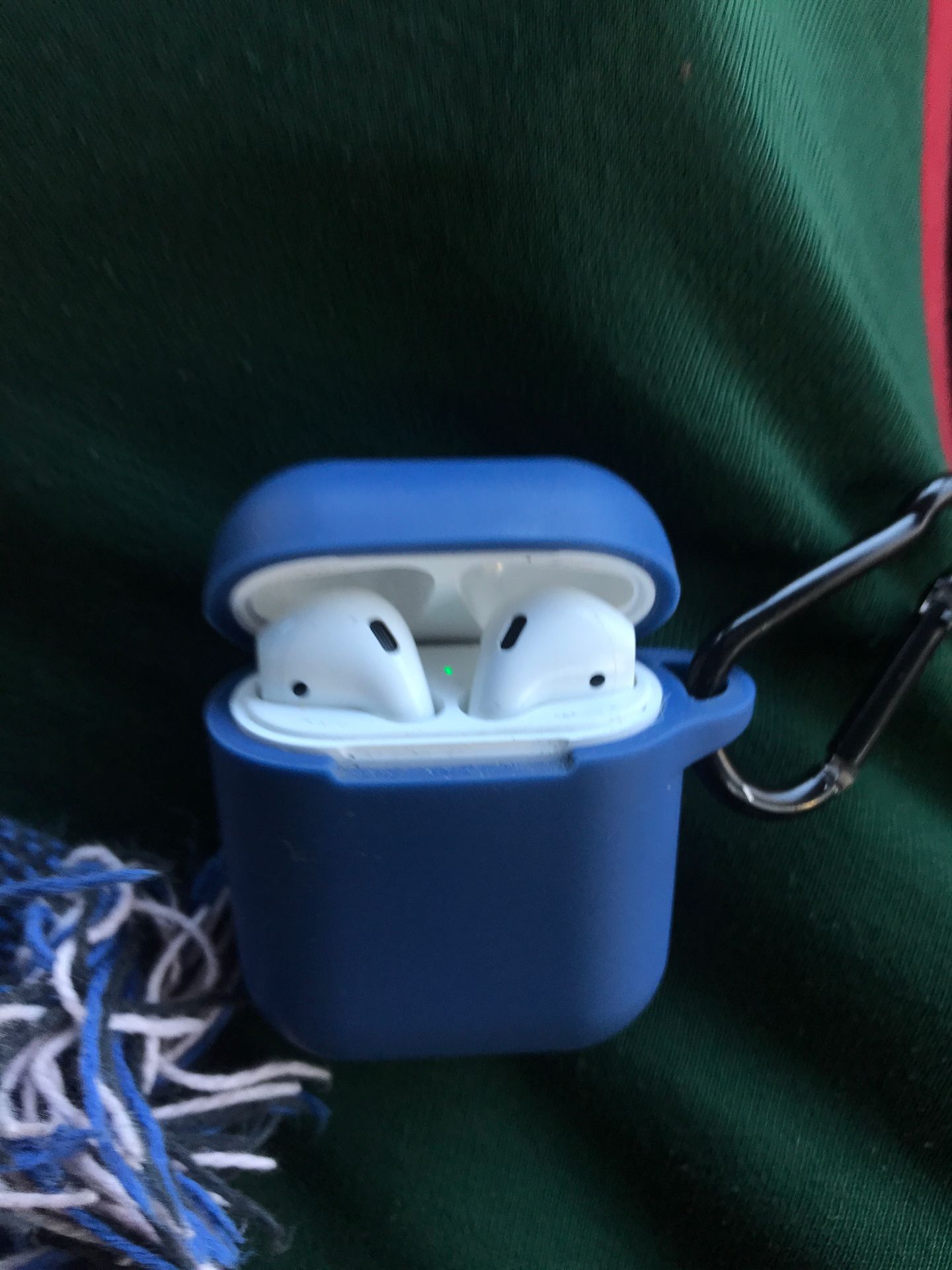 AirPods