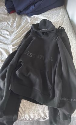 essentials set black