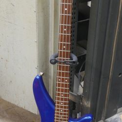 YAMAHA 4 STRING BASS BLUE RBX170 PRE OWNED 880399-1