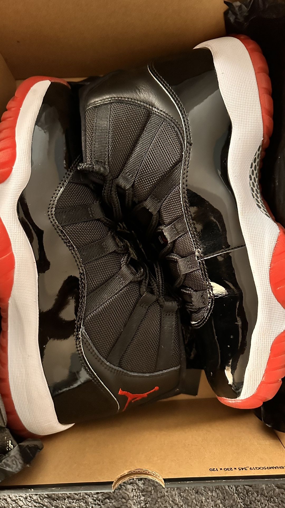 Jordan XI 11 2019 Bred