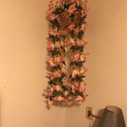 Hanging Floral Arrangement $30.00